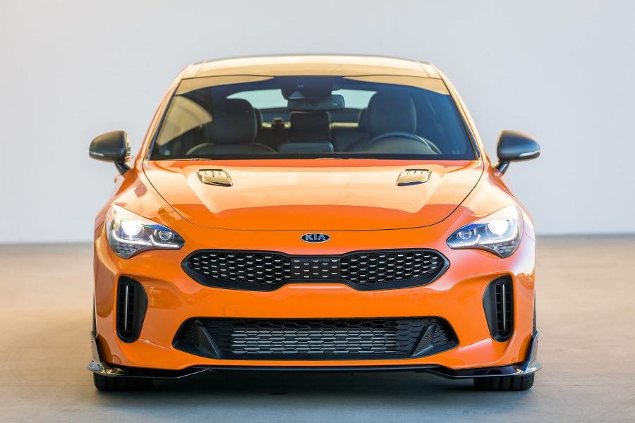  Kia Stinger GT Federation (CK) 2017 года  (фото 3 из 10)